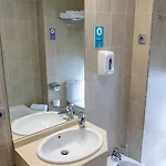 Alda Cardena Hotel