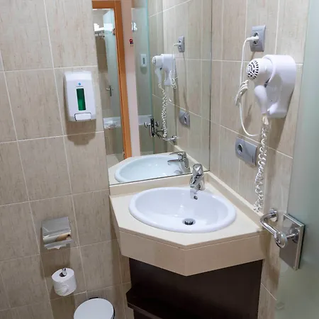 Alda Cardena Hotel 3*